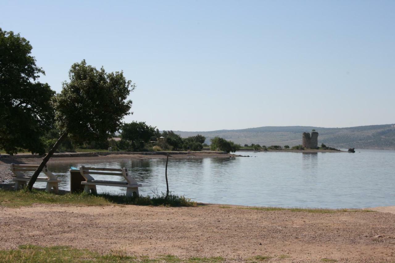 Mobile Homes Katinka, Starigrad Paklenica, Croatia エクステリア 写真